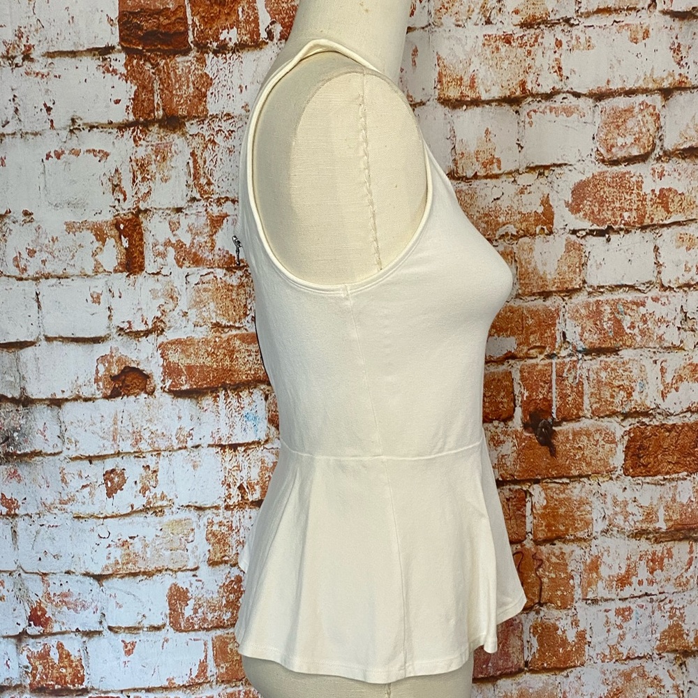 Express white peplum tank top zip back medium - Picture 2 of 7